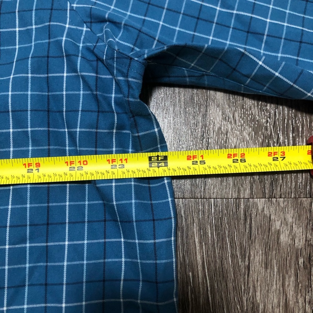 L.L. Bean Wrinkle Free Traditional Fit Short Sleeve Button Down Shirt Blue Plaid - Picture 8 of 9